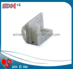 Cina F310 Fanuc Spare Parts EDM Consumables Ceramic Isolate Plate A290-8110-Y761 pemasok