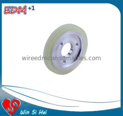 Cina 6EC100B404 / 15EC100B404 N416 Fanuc EDM Spare Parts Grppve Tension Roller 104 * 30 * 14 pemasok